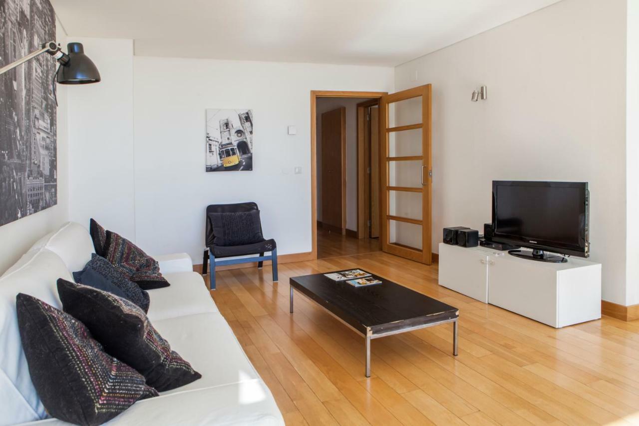 Rent4Rest Lisbon Parque Das Nacoes 17Th Floor River View Exterior foto